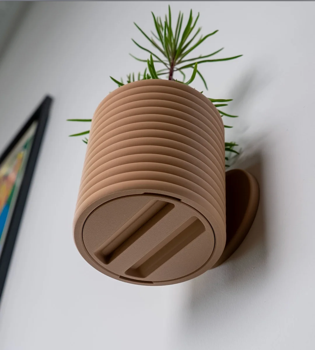 Ribbed Wall Planter